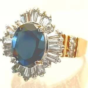 Elegant Blue and Gold Women's Ring